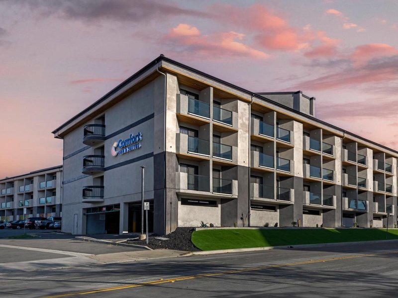 97D402AFEDE9A56EE5BFBB194752BDAC