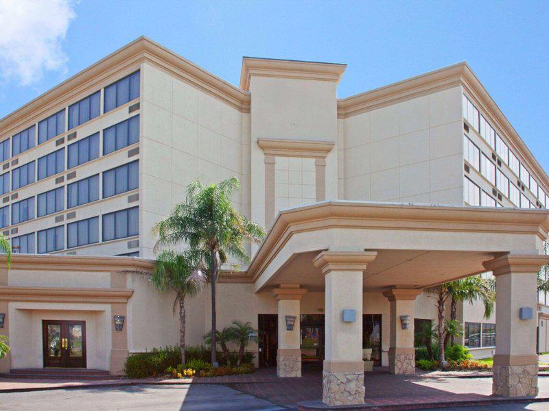 B3DD61BE4E355E08CCCA9509BD36A1C5