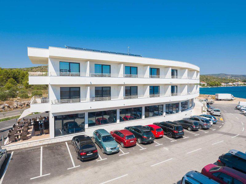 6C76CAD176134F06DD05C53016899AC5