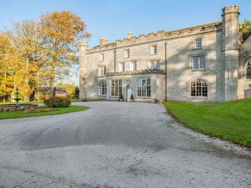 F99FAFB2752F95B345A816A1E7F4F6FB