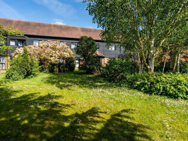 60009F0A4C9C7A87492542CA12732DB8