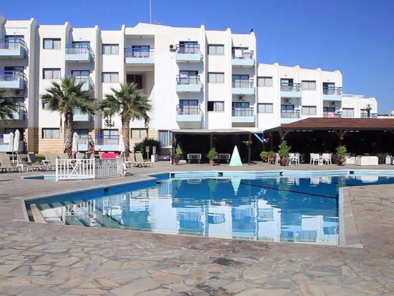 E18CFB22776AD7D8B68B287EB7FCAC19