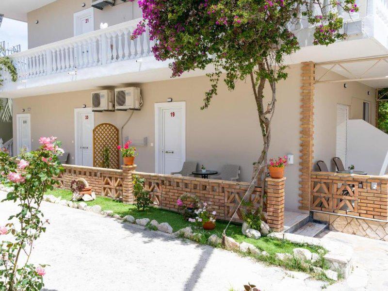 712052F15EA5CA12F3D845540A5FB982