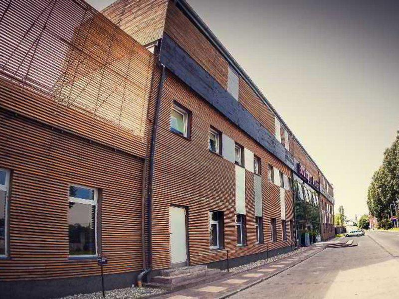 F14436B9FEA6678FCA6F93464124BF95