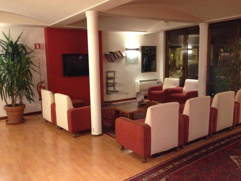 9FC33320A205709ACAC512B14F3D5DAD