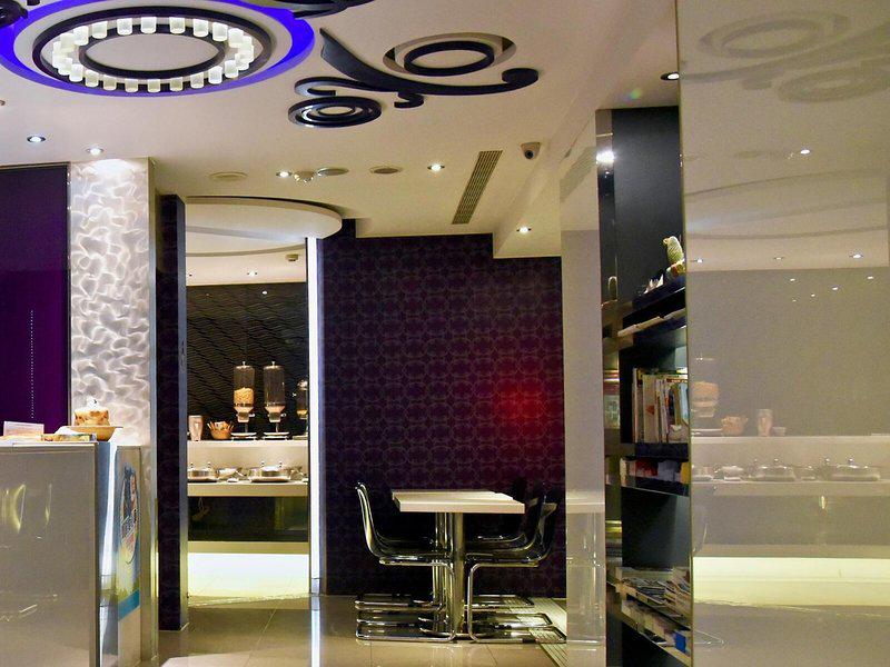 646DFC4E7EF9F9C9640945D11BCFD1C3