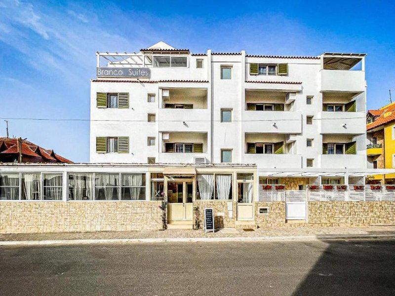 B3EA3E0A48F515E353E1B1BD803007F4