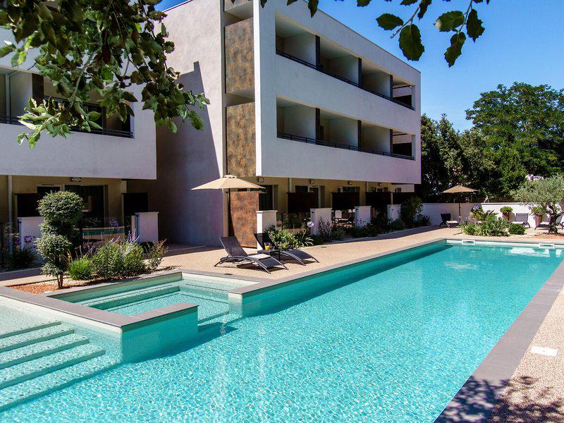 D6443E2D8463D445F7A9D6CE28A761FE