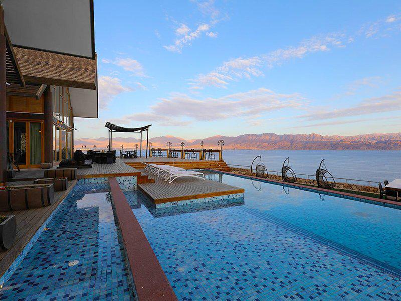 E2C0A33CECAED46153795D17ECD72B1F