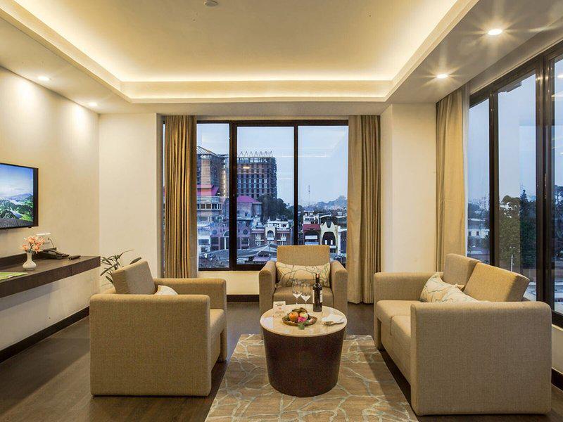 D6397CD686BDD74DDF03F94F0D9C3BA0