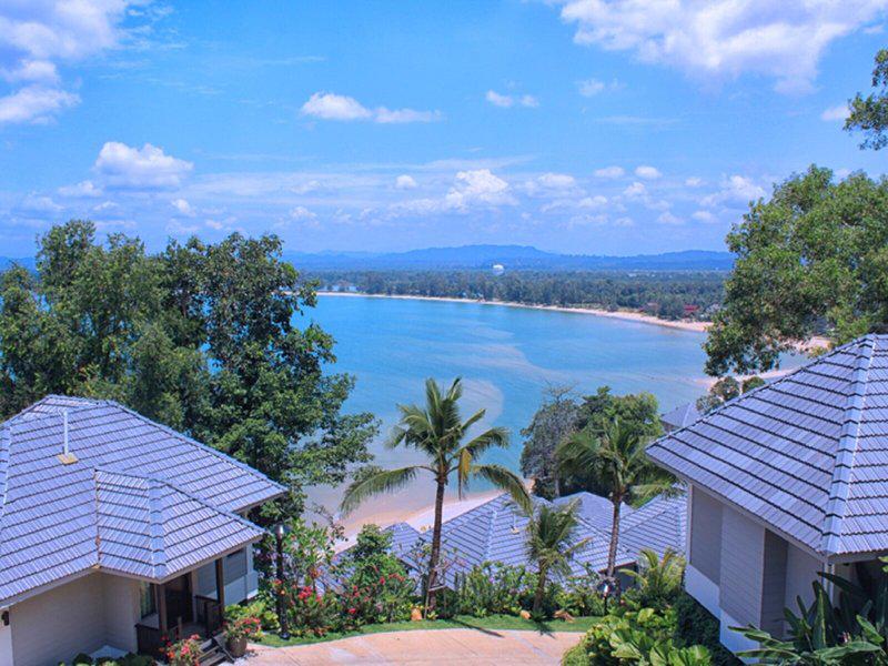 D952533ED030F7C76A19CEFC44CF23E0