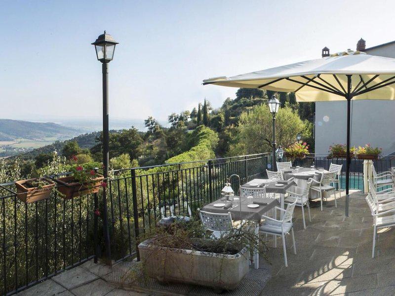 2B6397A2EA8FE8D3F476969F3DBDBB58