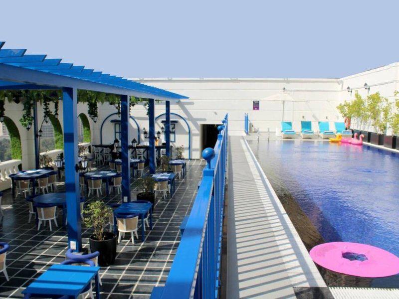 ACC9D5597F1BAD92DF4C11869FB9D228