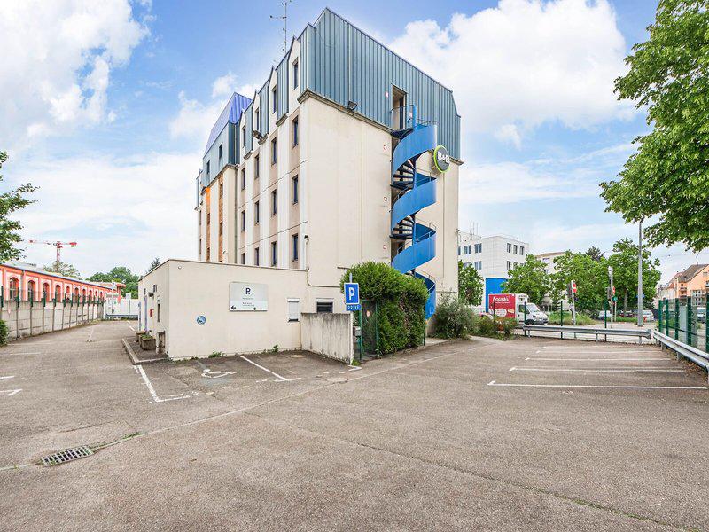 69124243EB7CFA8B22F9BAFF4B5E1C77