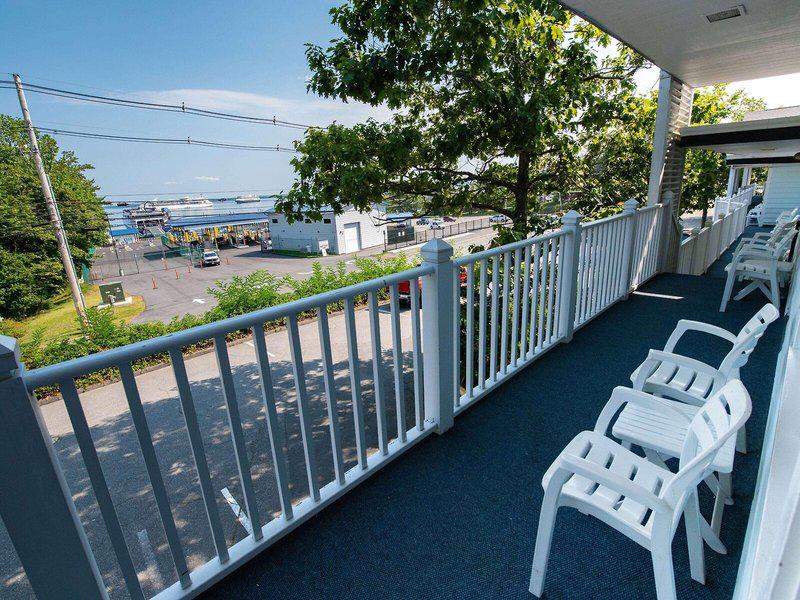 46753DADA3E8340377A9434FEF7C02C2