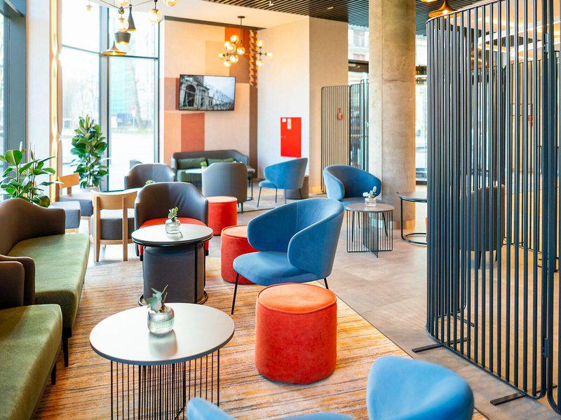 FFE92121B8958A80C5EC83BAAA1949EA