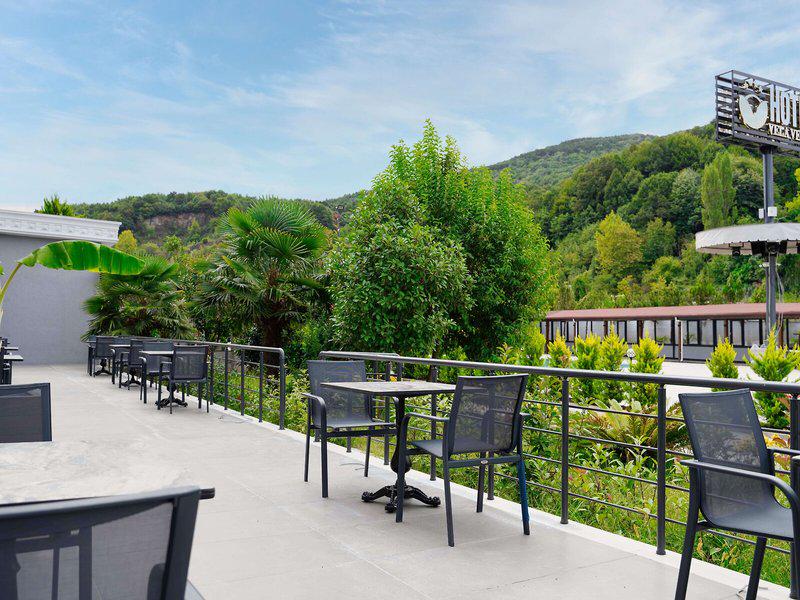 D5C5BD40B2591B4508A9A1FE86C75944