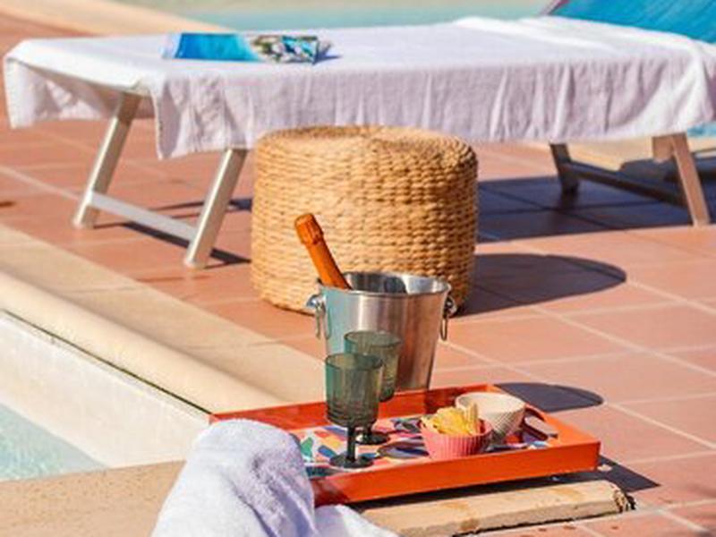 65EBE55225A15F682EBEB07052FBFAD5