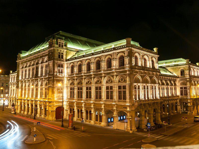 46B90D326519884E5F2158C30A8140F9