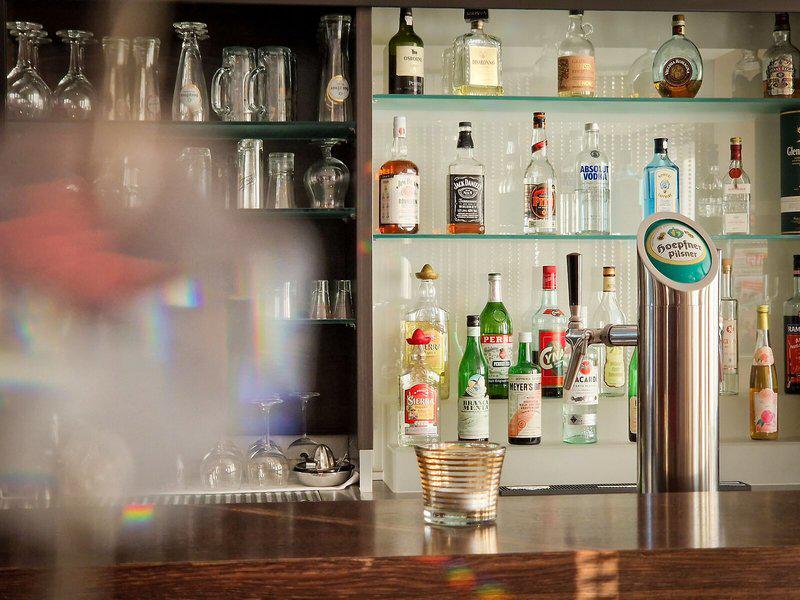 6AE78745E8AAD9133F67848211AFB91C