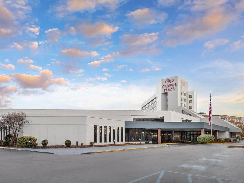 18BC9F0F62137426A5472889CA612090