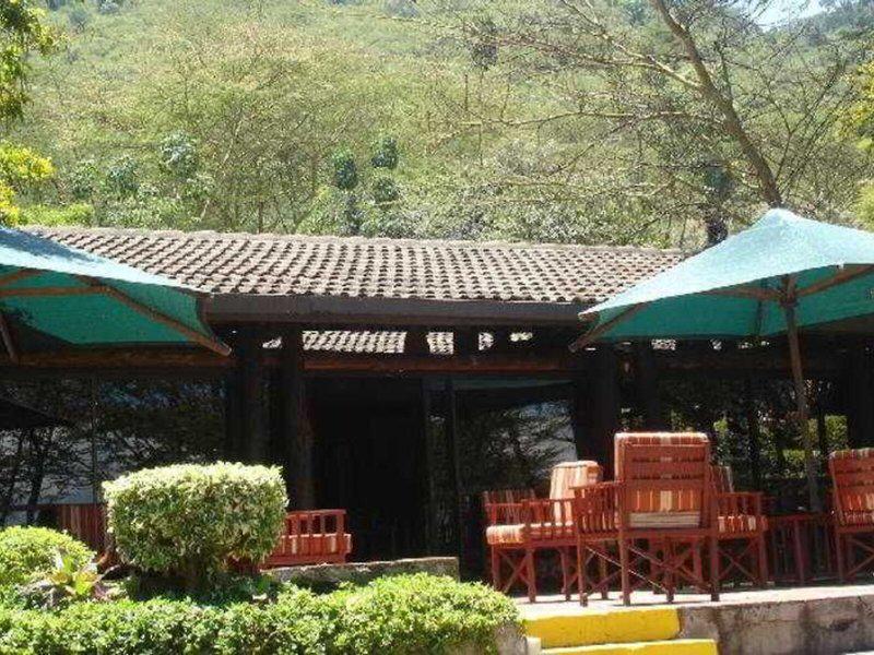 5F70734C9B87FFED833CA4014F5B4072