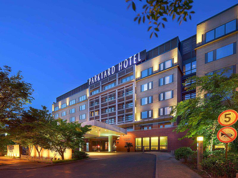 9B71518BA9FF8849C0E75B88E3FE8D25