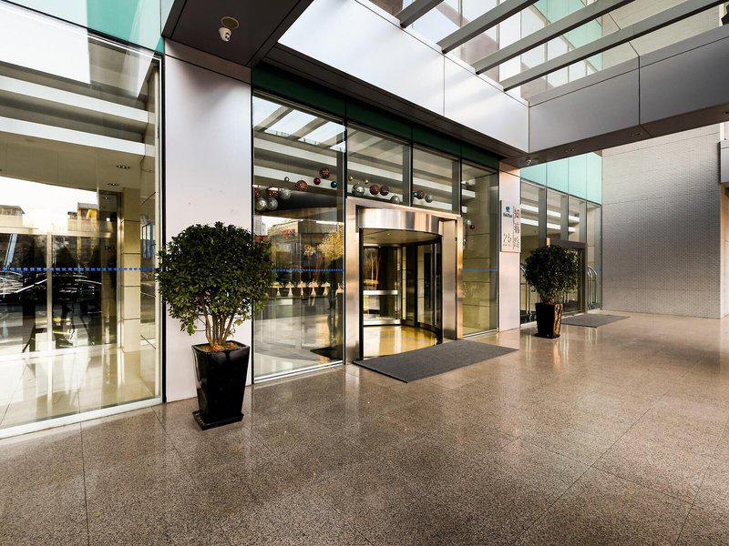 75F9B100E68D29802989CA93849EEC1C