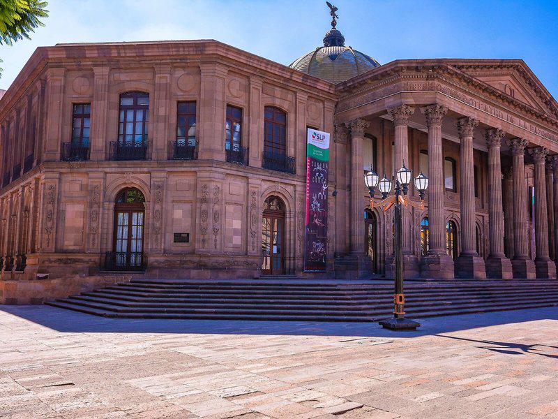 FD6F9EC098E35C59D2A2FC2F34B7E464