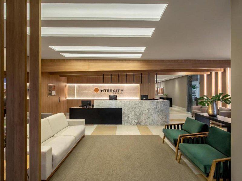 E4B1A3A78837BFD77866952FD44F069B