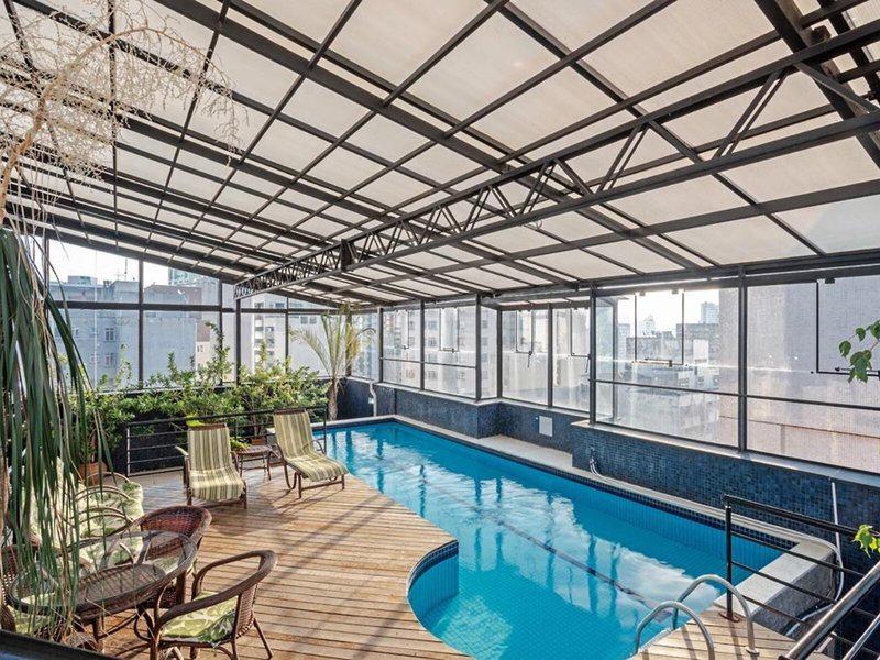 13327C5B227BFE8C6232A62E4D933D53