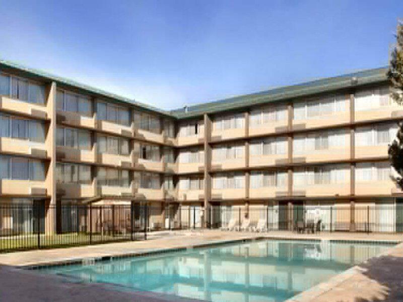 EDE4B4231E09867E0ED19A5036750538