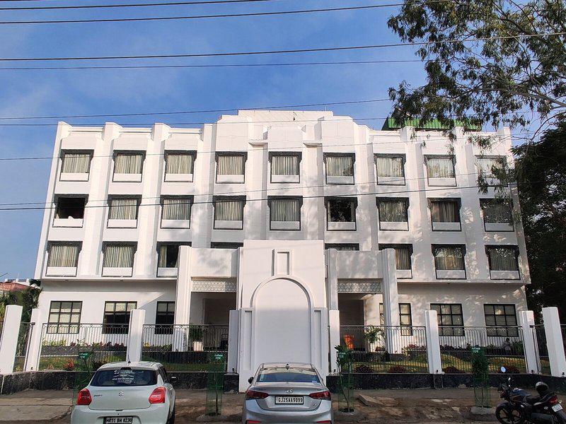 F4F1E938B8A257095843F952E31E28CF