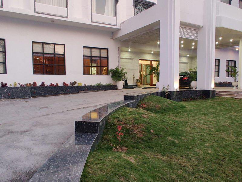 1923F19C705F392E44A787E090B19AFA