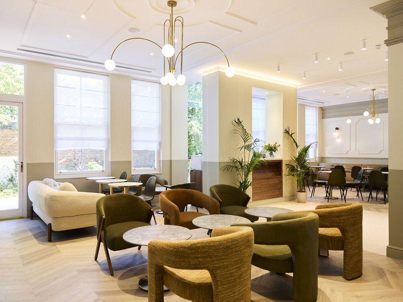 E543AD74D2F8AD16858AB8D31D41C4F6