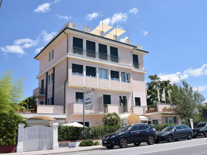 5612B45BB2B194B9659A601AE4E0B214