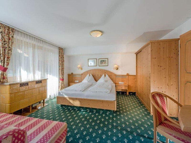 42403625A31519610B907EDA043BC437