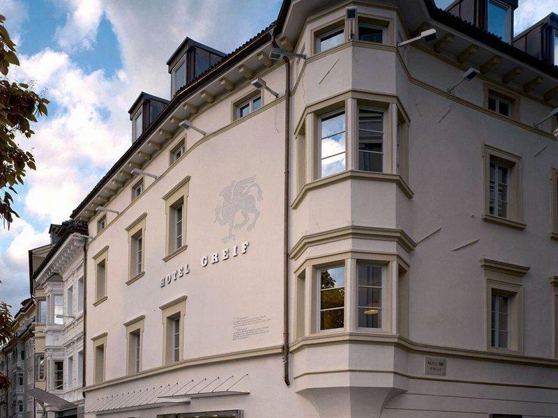 8A832F51930B1A051BA3EF74DFC0D50D