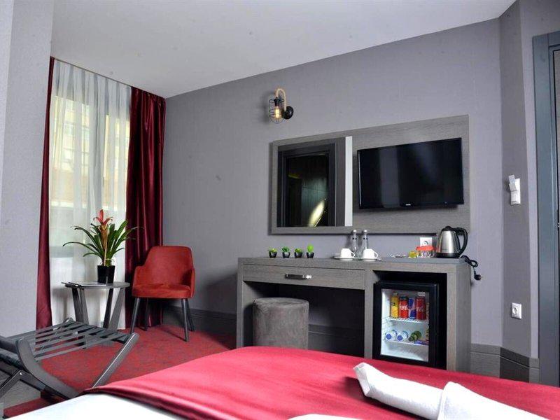 B202C0B5388B9A106F8AE314B01ED4B5