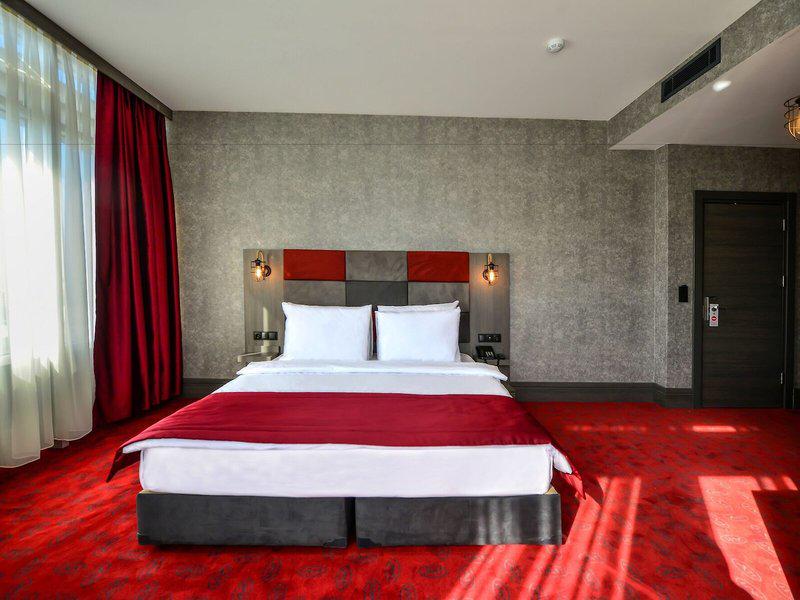 22AB8C7427ECEE649681C950A21246C3