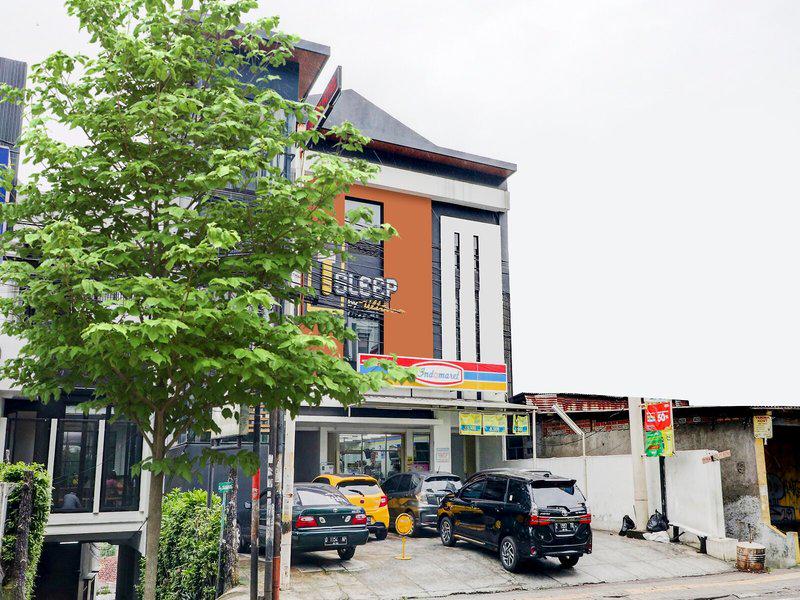 Oyo Flagship 90775 I Sleep Hotel Bandung