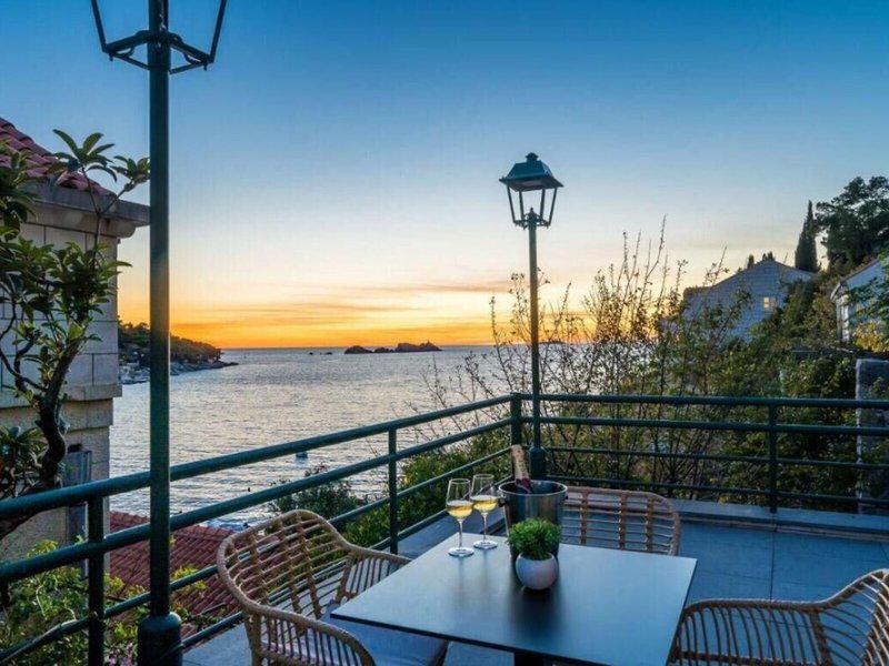 43BB1D985503E1A5F4E67A5C6702BDAE