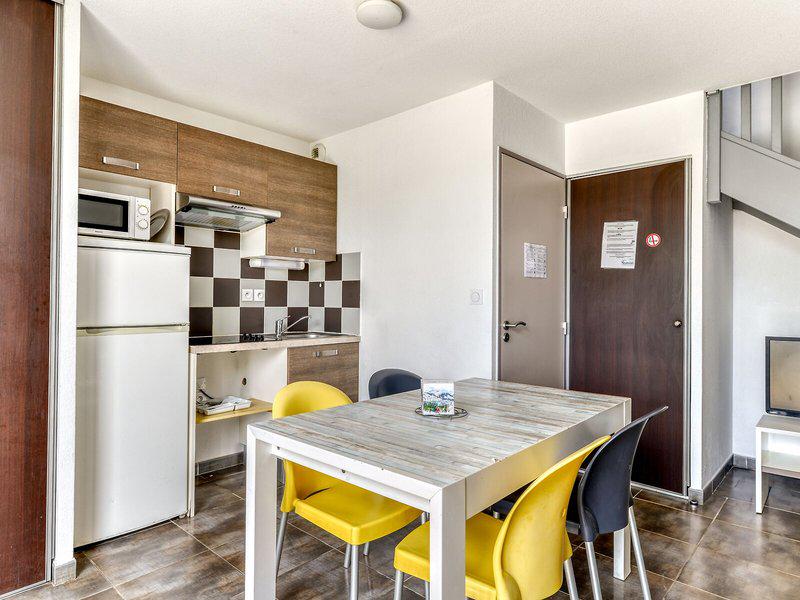 94D7167CF6824FAA803A4314918C15E5