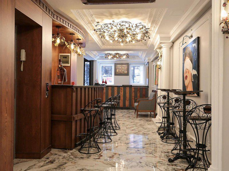 650BC39B52A55F95F9B753EB51EBD01B