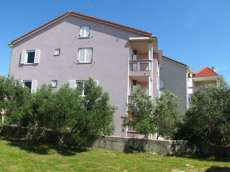 9F2018484563D773EDAAB11D7C5949F4