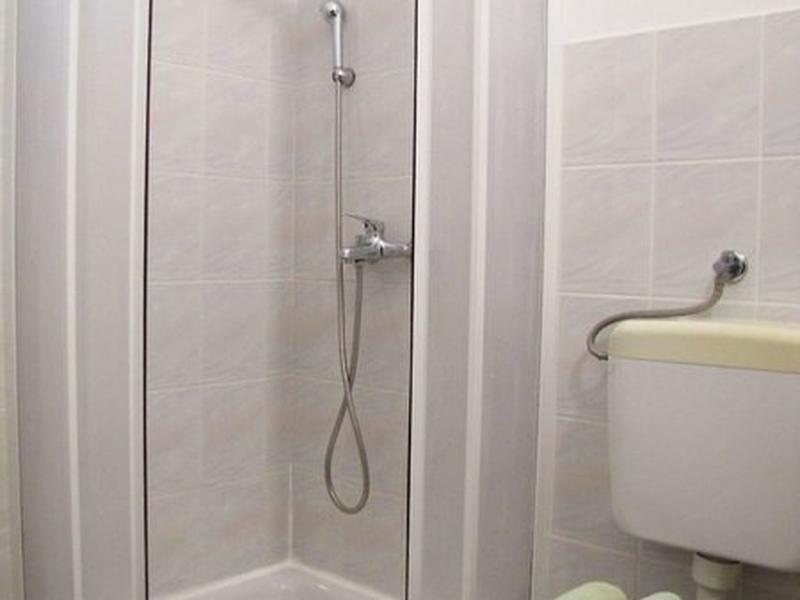 8FA670EF00EEB5438FF00E57DF64B52D