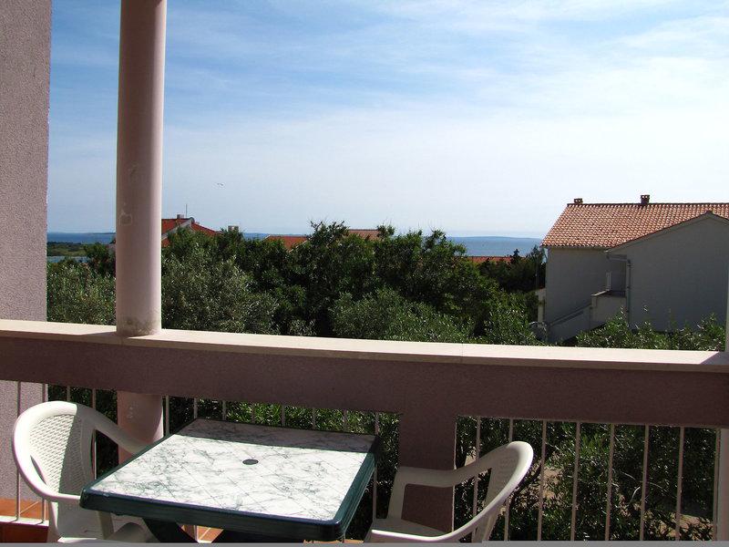 6AA860D206C25C27F24480F275EB589F