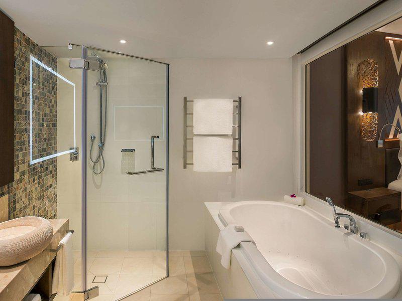 28CAC5F1884568908826DA082265026A