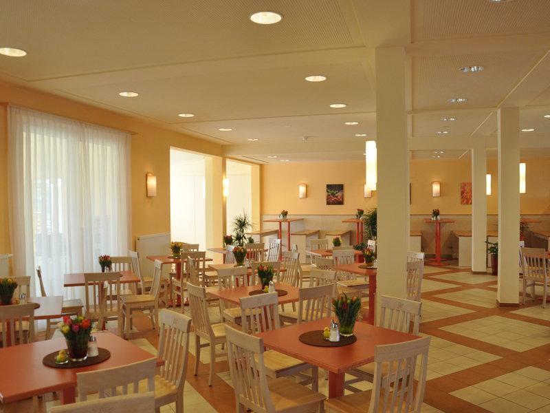 FE7C748E1354F9627D28CFB25040D382