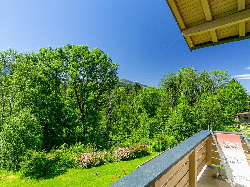 35E386E9E347DD1F8C0E4AC1EA75DFE2